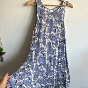 H&M Blue Paisley Shift Dress Lightweight Summer Size Small